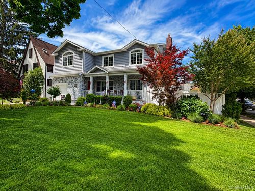 21025 33rd Avenue, New York, NY, 11361 | Card Image