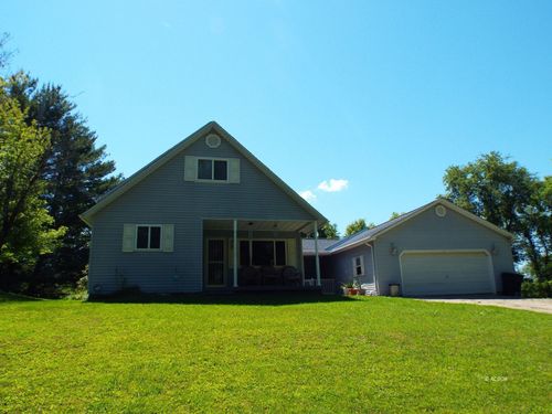 2964 Tick Ridge Rd, Vinton, OH, 45686-9137 | Card Image