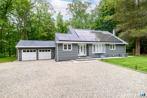 3 Huckleberry Dr S, Norwalk, CT, 06850-1705 | Card Image