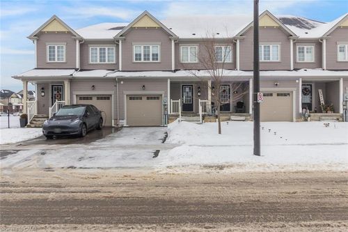 3 Cooke Ave, Brantford, ON, N3T0S2 | Card Image