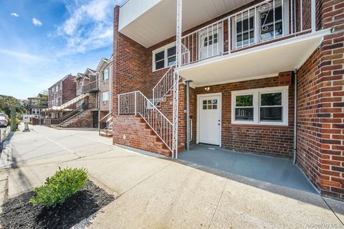 8915 102nd Rd, Ozone Park, NY, 11416-2230 | Card Image