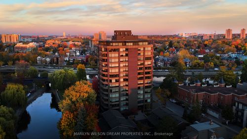 {{alt}} | Card Image