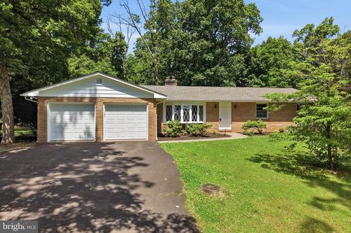 486 Derstine Rd, Hatfield, PA, 19440-3412 | Card Image