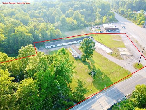 1761 Old Youngstown Rd, Edinburg, PA, 16116-5421 | Card Image