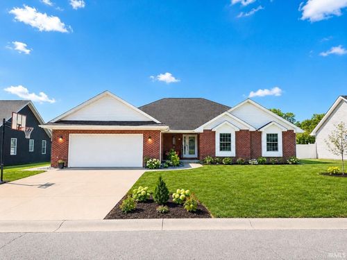 946 Kimberly Dr, Brownstown, IN, 47220-1987 | Card Image