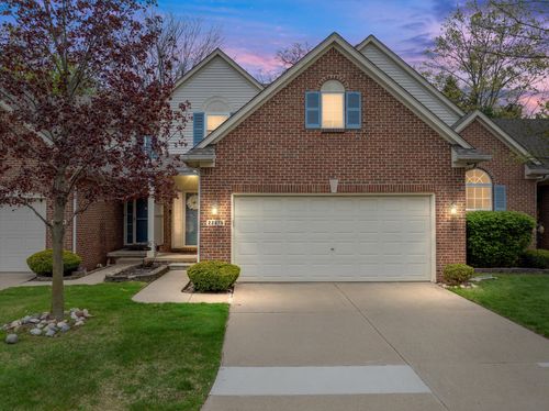 22875 Coachlight Cir, Taylor, MI, 48180-6382 | Card Image