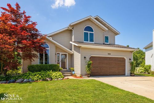 886 Montana St, Marysville, MI, 48040-1292 | Card Image