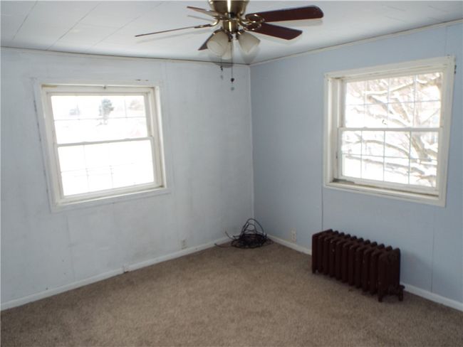 202 2 Nd Ave, House other with 4 bedrooms, 2 bathrooms and 2 parking in Elco PA | Image 45