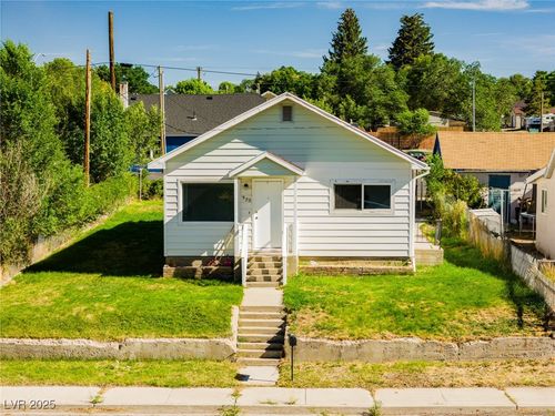 920 Avenue E, Ely, NV, 89301-2425 | Card Image