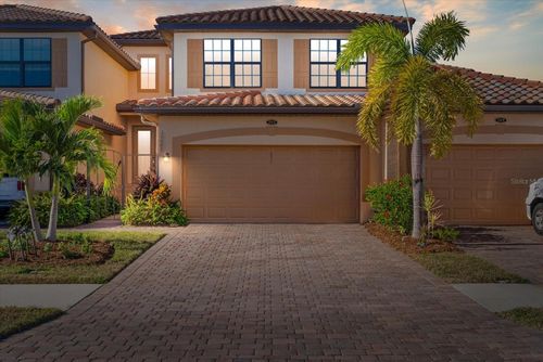 202-20110 Ragazza Cir, VENICE, FL, 34293-3447 | Card Image