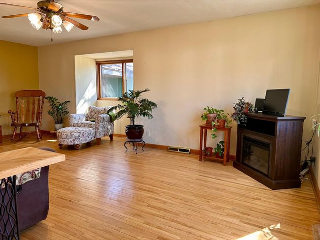 2004 2 Nd St E, House other with 3 bedrooms, 1 bathrooms and null parking in MENOMONIE WI | Image 8