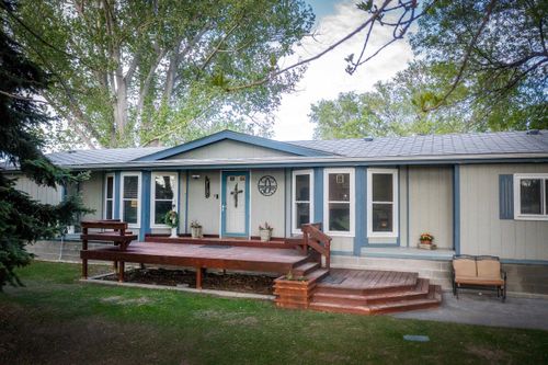 1093 W River Rd, Worland, WY, 82401-9755 | Card Image