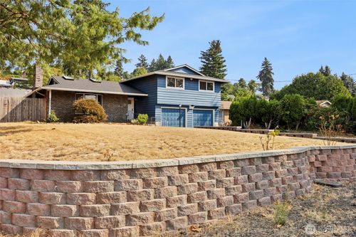 7520 Se Middle Way, Vancouver, WA, 98664-1753 | Card Image