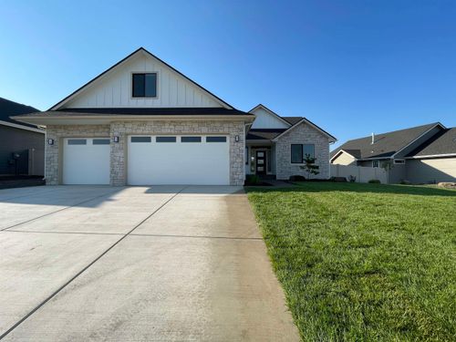 715 W Basalt Ridge Dr, Spokane, WA, 99224-9070 | Card Image