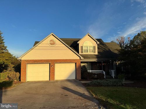 1430 N Penryn Rd, MANHEIM, PA, 17545-9341 | Card Image