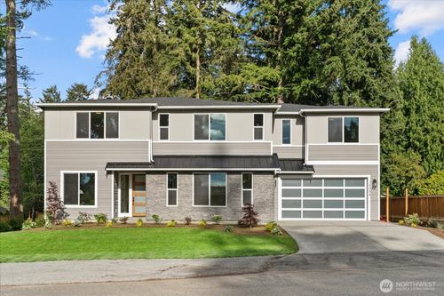 15058 75th Ave Ne, Kenmore, WA, 98028 | Card Image