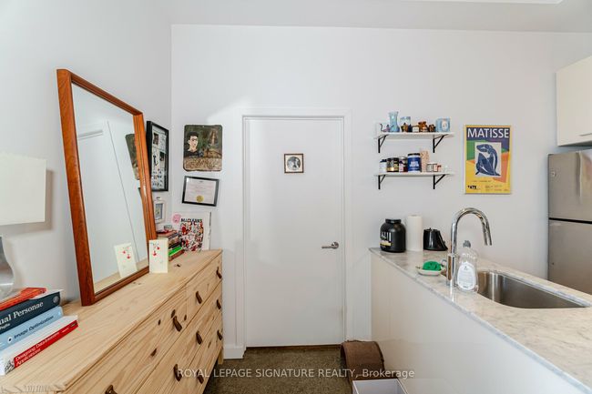 502 - 52 Sumach St, Condo with 1 bedrooms, 1 bathrooms and null parking in Toronto ON | Image 19