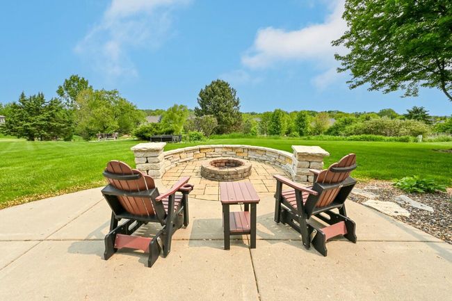 W226N3550 Wethersfield Road, House other with 5 bedrooms, 3 bathrooms and null parking in Pewaukee WI | Image 40