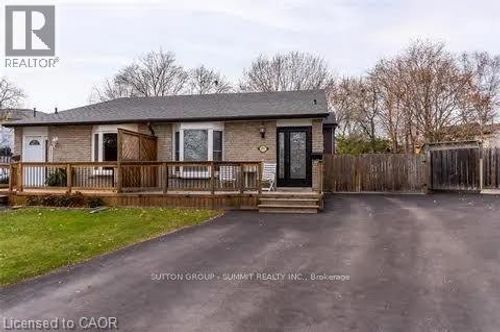 lower-2257 Hanbury Crt, Burlington, ON, L7P3V4 | Card Image