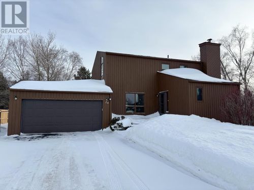 26 Southridge Cres, Terrace Bay, ON, P0T2W0 | Card Image
