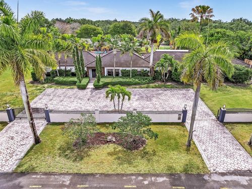 15555 Old Cutler Rd, Palmetto Bay, FL, 33157 | Card Image