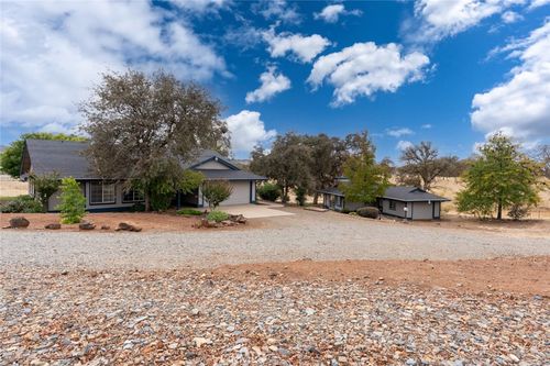 5030 Creek Front Rd, Catheys Valley, CA, 95306-9725 | Card Image