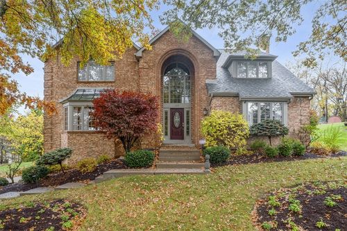 129 Surrey Dr, Canonsburg, PA, 15317-2370 | Card Image