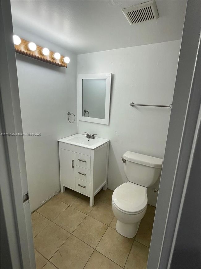 APT-107 - 1800 Sans Souci Blvd, Condo with 2 bedrooms, 2 bathrooms and null parking in North Miami FL | Image 18