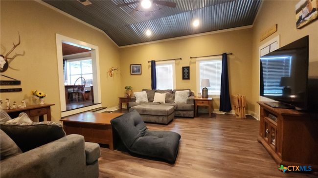 5596 Fm 616, House other with 4 bedrooms, 3 bathrooms and null parking in Vanderbilt TX | Image 10