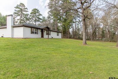 419 An County Road 385, House other with 4 bedrooms, 3 bathrooms and null parking in Palestine TX | Image 3