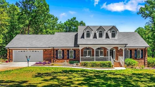 2668 Mountain Oak View Dr, Asheboro, NC, 27205-8799 | Card Image