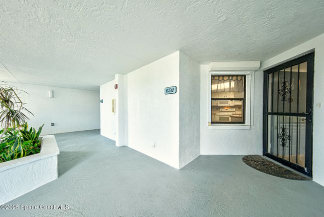 C511 - 3609 S Banana River Blvd, Condo with 2 bedrooms, 2 bathrooms and null parking in Cocoa Beach FL | Image 11