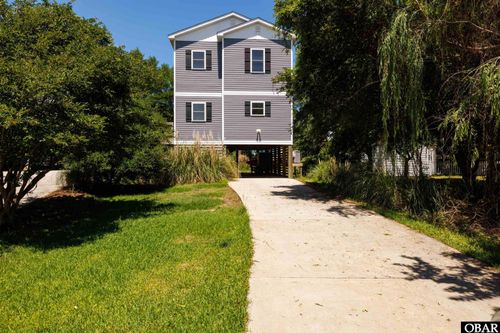 102 Prince Charles Ct, Kill Devil Hills, NC, 27948-9186 | Card Image