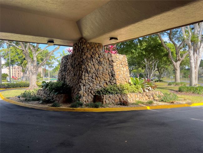 APT-401 - 2603 Nw 103 Rd Ave, Condo with 3 bedrooms, 2 bathrooms and null parking in Sunrise FL | Image 40