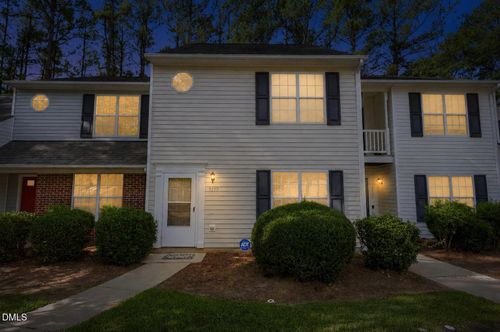 5553 Fieldcross Ct, Raleigh, NC, 27610-6520 | Card Image