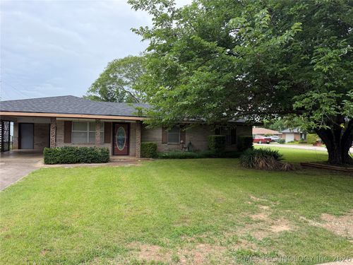1303 Twin Lakes Dr, Madill, OK, 73446-3052 | Card Image