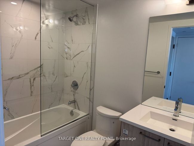 4012 - 195 Commerce St, Condo with 0 bedrooms, 1 bathrooms and null parking in Vaughan ON | Image 8