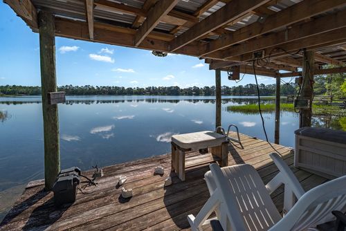 588 S County Road 21, Hawthorne, FL, 32640-6206 | Card Image
