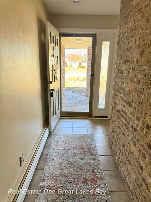 4749 Century Drive, Saginaw Charter Township, MI, 48638 | Card Image