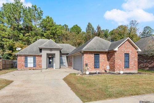 33813 Natures Way, Walker, LA, 70785-3426 | Card Image