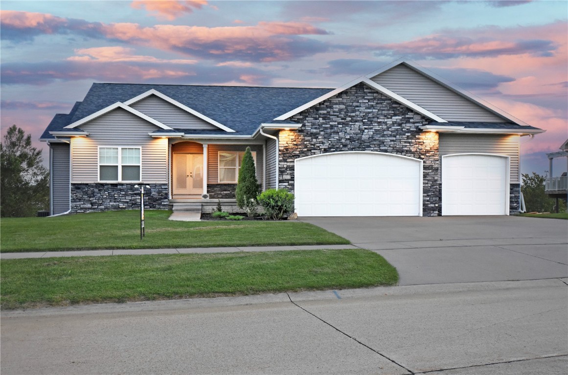 Hay Field Ct, Cedar Rapids, IA 52404