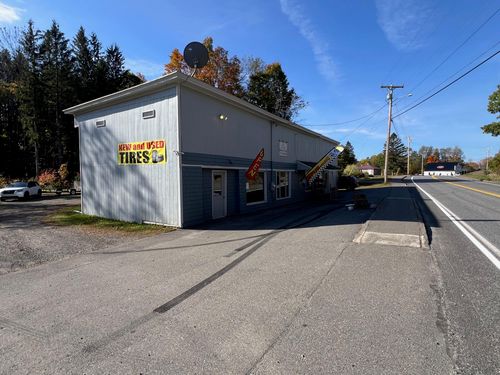 42 Elm Street, Guilford, ME, 04443 | Card Image