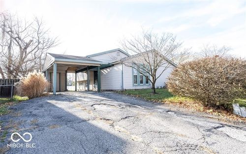 9437 Pepperidge Dr, Indianapolis, IN, 46235-1162 | Card Image