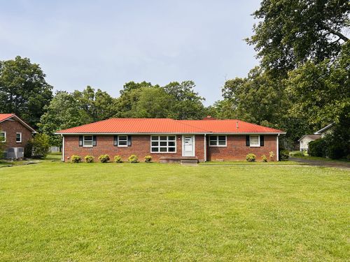 313 Crestwood Dr, Tullahoma, TN, 37388-2923 | Card Image