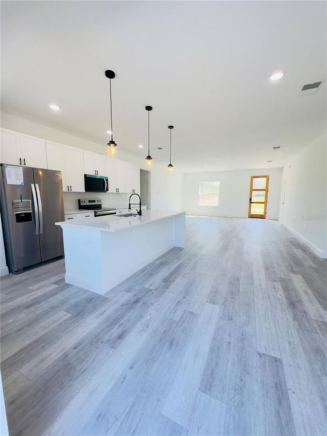 Open floor plan | Image 9