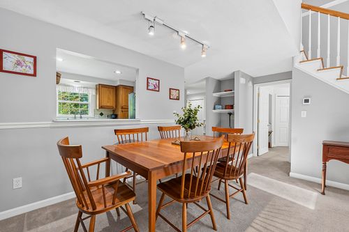 6-22 Granite Hill Dr, Topsham, ME, 04086-1665 | Card Image