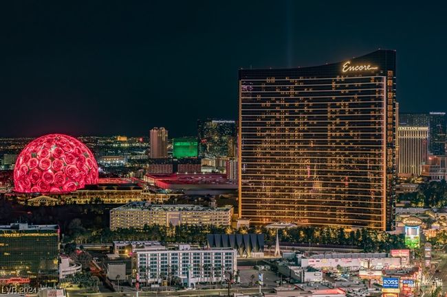 UNIT-3409 - 2700 Las Vegas Blvd S, Condo with 2 bedrooms, 3 bathrooms and null parking in Las Vegas NV | Image 5