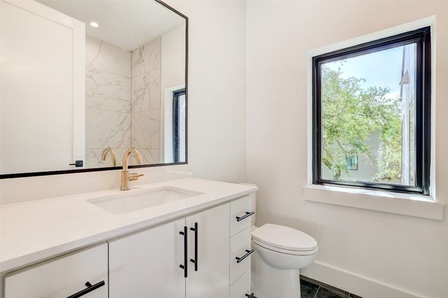Full bathroom with vanity and​​‌​​​​‌​​‌‌​‌‌​​​‌‌​​‌‌​‌​​​​​‌ toilet | Image 17