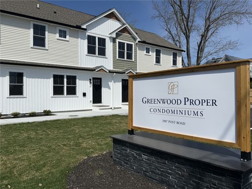 3-2907 Post Rd, Warwick, RI, 02886-3146 | Card Image