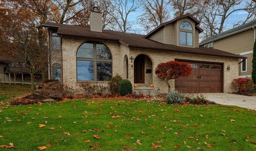 1101 Lake St, Lakeside, OH, 43440-2035 | Card Image